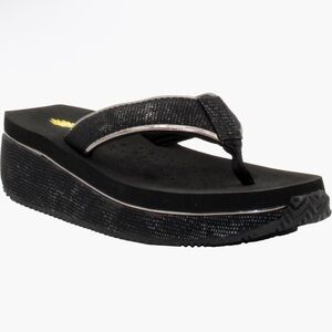NWT Volatile Black Neville Platform Flip Flops, Size 11